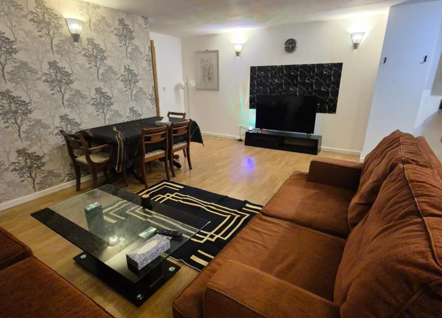 Modern 2 Bedroom Apartment Unbeatable City Centre Location! Bradford  Bradford (West Yorkshire)